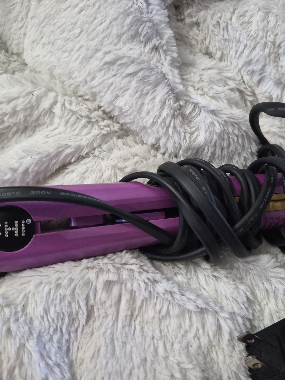 Purple Mini Hair Straightener with Protective Plate - Compact Styling Iron